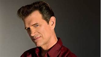 Artist Chris Isaak